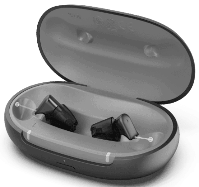 Appareils intra-auriculaires rechargeables dans leur boîtier de charge